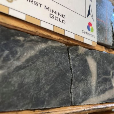 First Mining Gold Corp--First Mining annonce les premiers r-sult